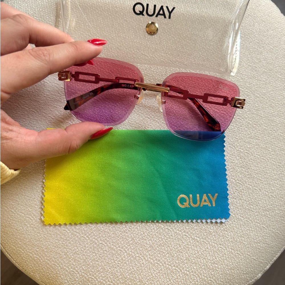 Quay Pink Gradient Frameless Sunglasses
